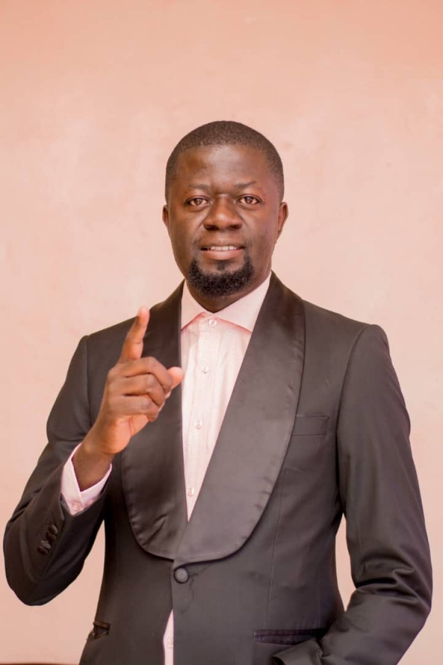 Révision de la loi fondamentale : Une «démarche dangereuse»Charles Akonkwa