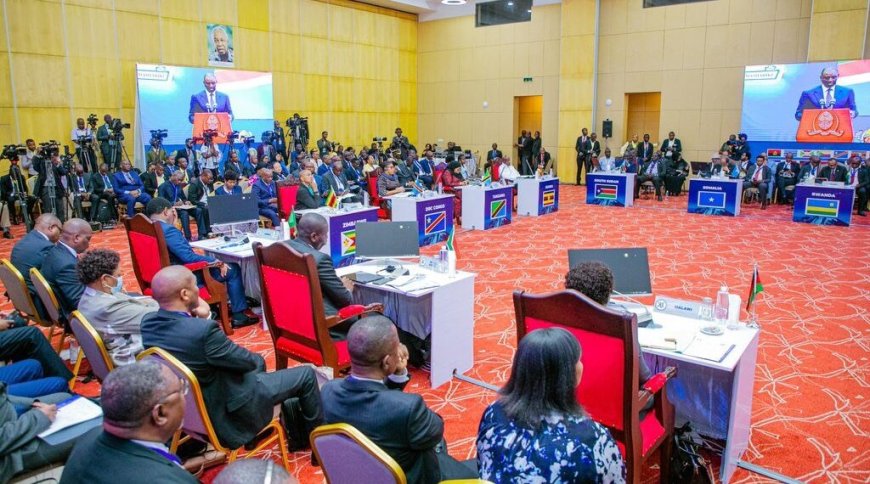 Sommet EAC-SADC: le trio Obasanjo, kenyata et Desalegn accède aux affaires