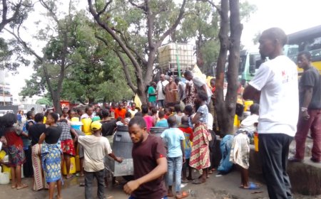Kinshasa : pénurie d’eau dans certains quartiers de la ville, la population déjà essoufflée