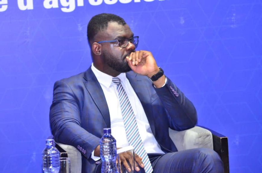 Le journaliste congolais face au défi de l’intelligence artificielle : « l’IA nous pousse à réinventer nos méthodes » Melshor Essomassor