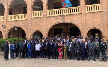 Les anciens du collège Saint Joseph/Elikya Gombe célèbrent leur cinquantenaire, marquant un demi siècle d'engagement, de structuration et de rayonnement,