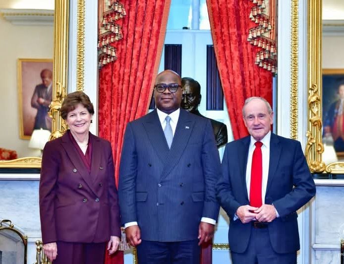 RDC–États-Unis : à Washington, Tshisekedi échange avec des sénateurs américains sur la sécurité dans l’Est