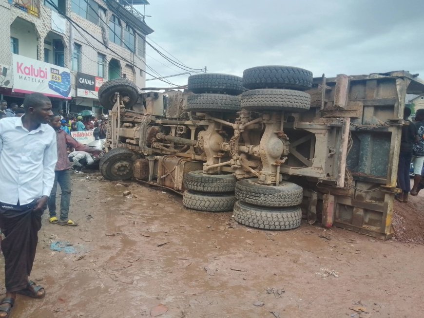 Matadi Kibala Camp : un camion hors de contrôle fait un mort et plusieurs blessés