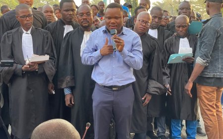 Affaire Dr David : l'Ordre des médecins rejette la radiation et prononce une suspension de 3 mois, le procès en flagrance se poursuit