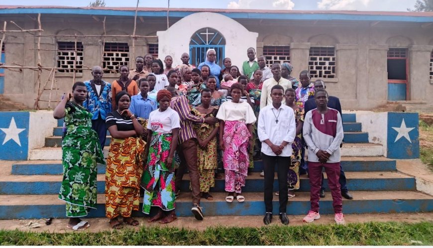 Ituri : le lycée Amula Djalsinda et l'E.P Aliker Almoro célèbrent la fin  du stage professionnel