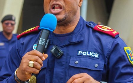 Kinshasa : la police met fin aux arrestations de jeunes liées à leur coiffure sur instruction présidentielle