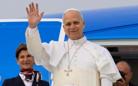 Le pape Léon XIV entame une tournée historique en Afrique, première escale en Algérie