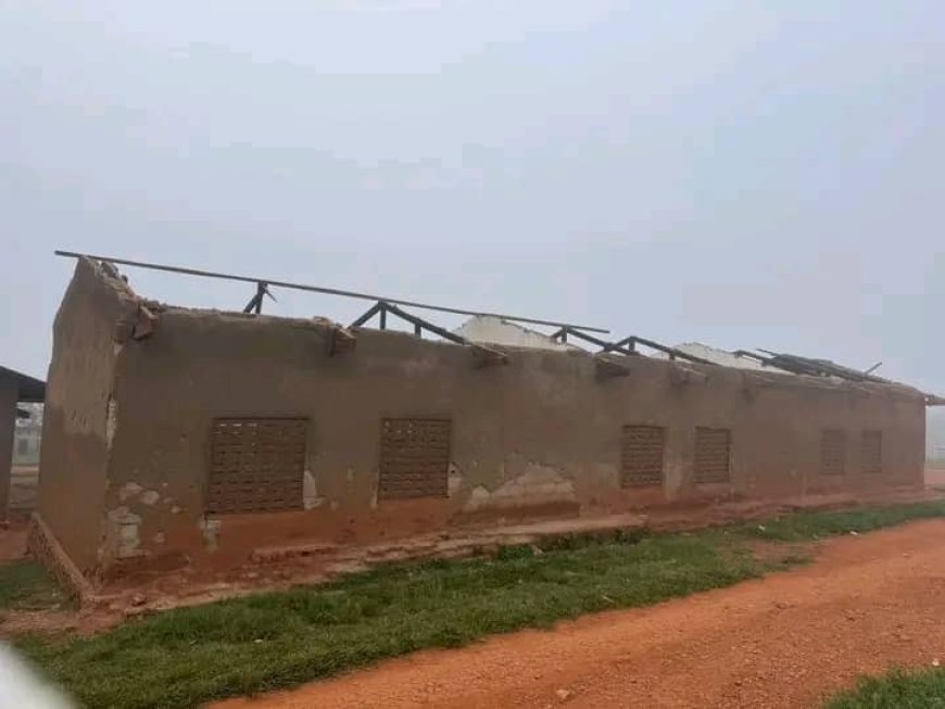 Ituri : suspension des cours à l'EP Teturi depuis 21 jours après une forte pluie, la société civile appelle à une intervention immédiate