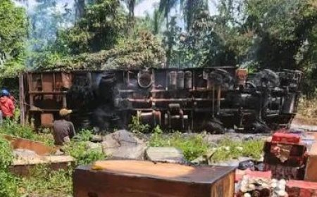 Haut-Uélé : un camion de marchandises incendié lors d’une attaque attribuée aux rebelles ADF près de Mungbere