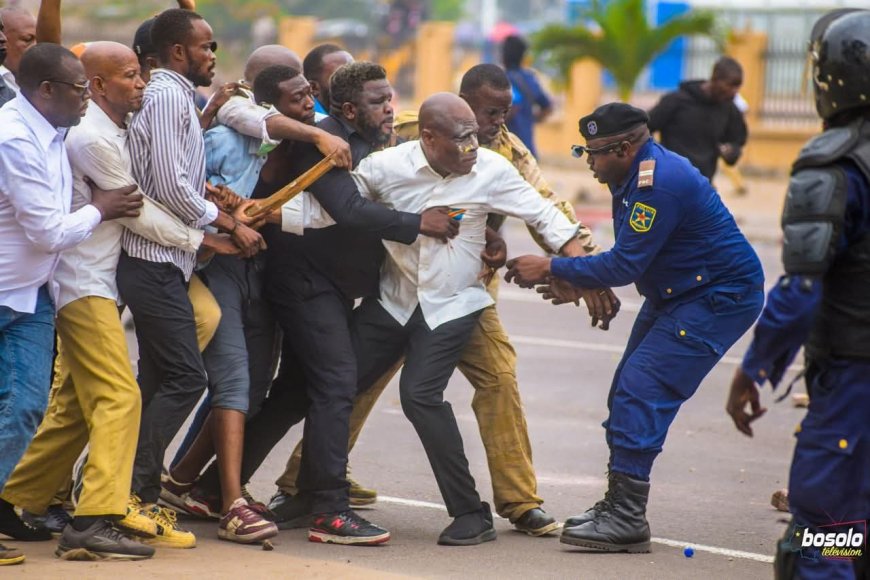 Kinshasa : blessés et dégâts matériels après une manifestation de l’opposition, le gouvernement réagit