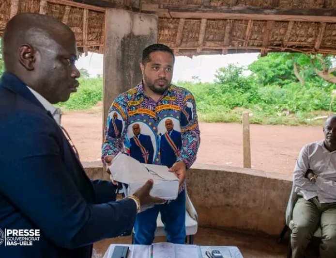 Bas-Uélé : à Dingila, le gouverneur Mike-David Mokeni renforce la mobilisation des recettes