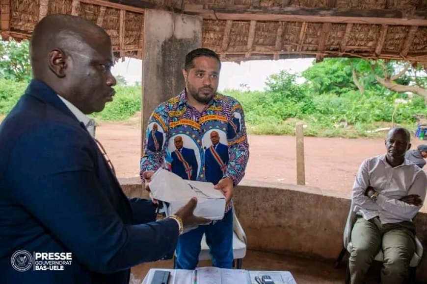 Bas-Uélé : à Dingila, le gouverneur Mike-David Mokeni renforce la mobilisation des recettes